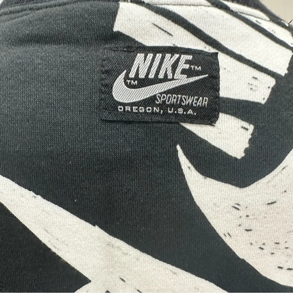 Nike Women Icon Clash Black/White Fleece Crop Crew Pullover‎ Size S